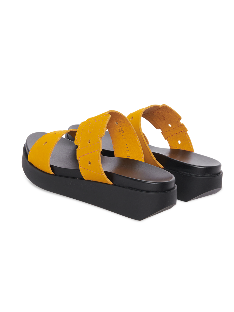 Myakoo sandals