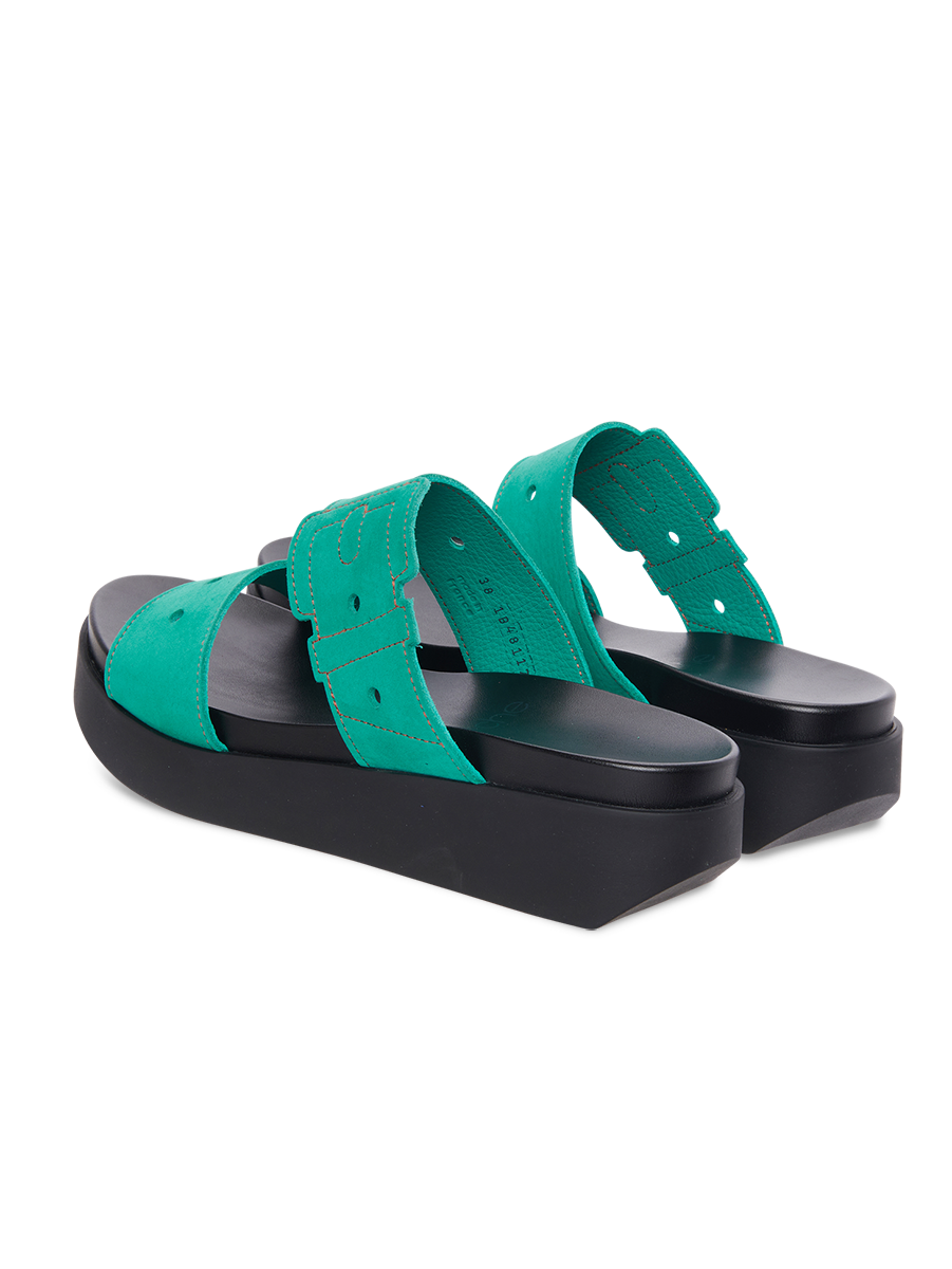 Myakoo sandals