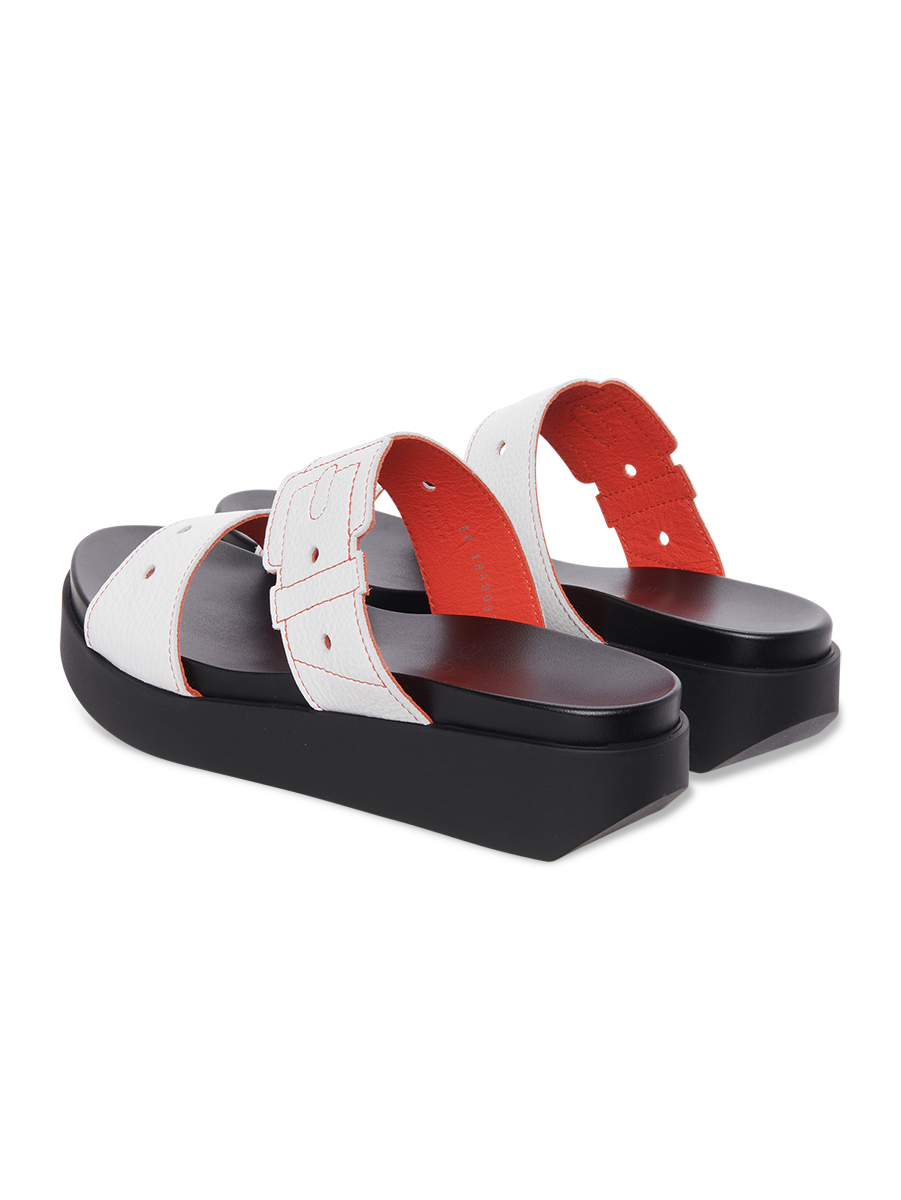 Myakoo sandals