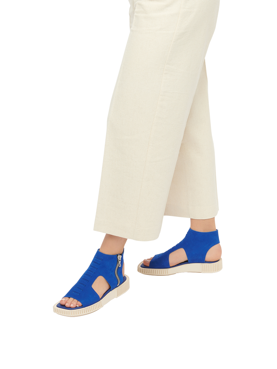 Ixmako sandals