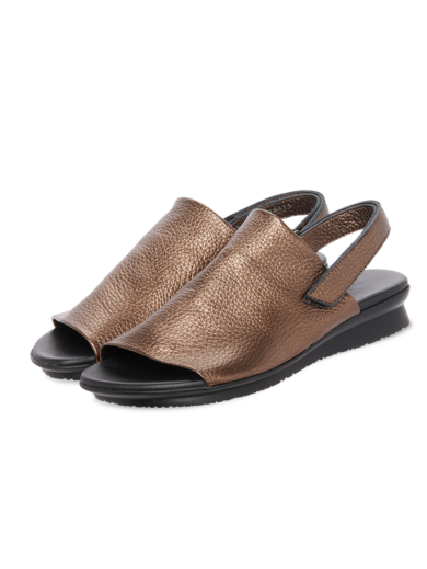 Aurasy sandals