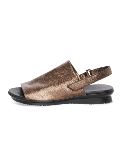 Aurasy sandals